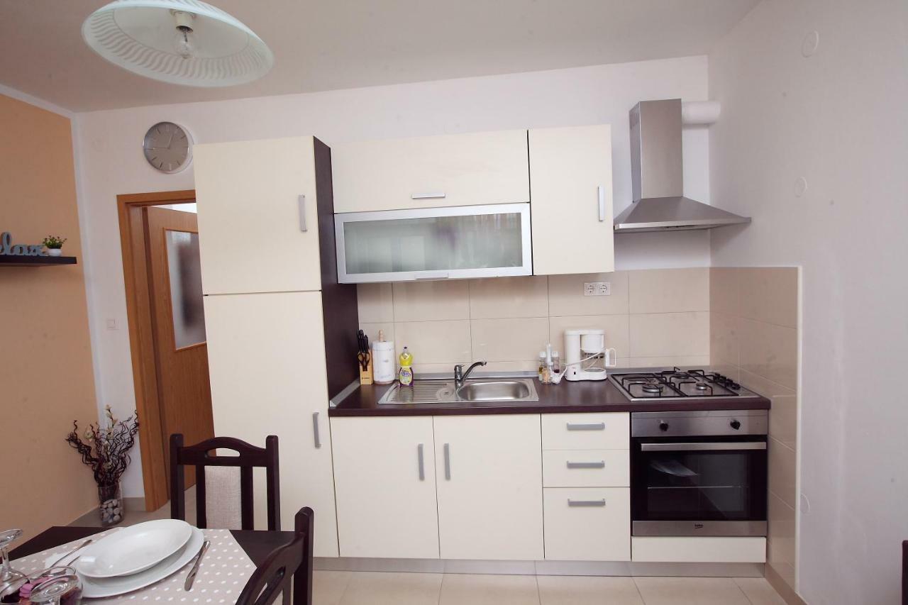 Apartman Luka Split Zewnętrze zdjęcie